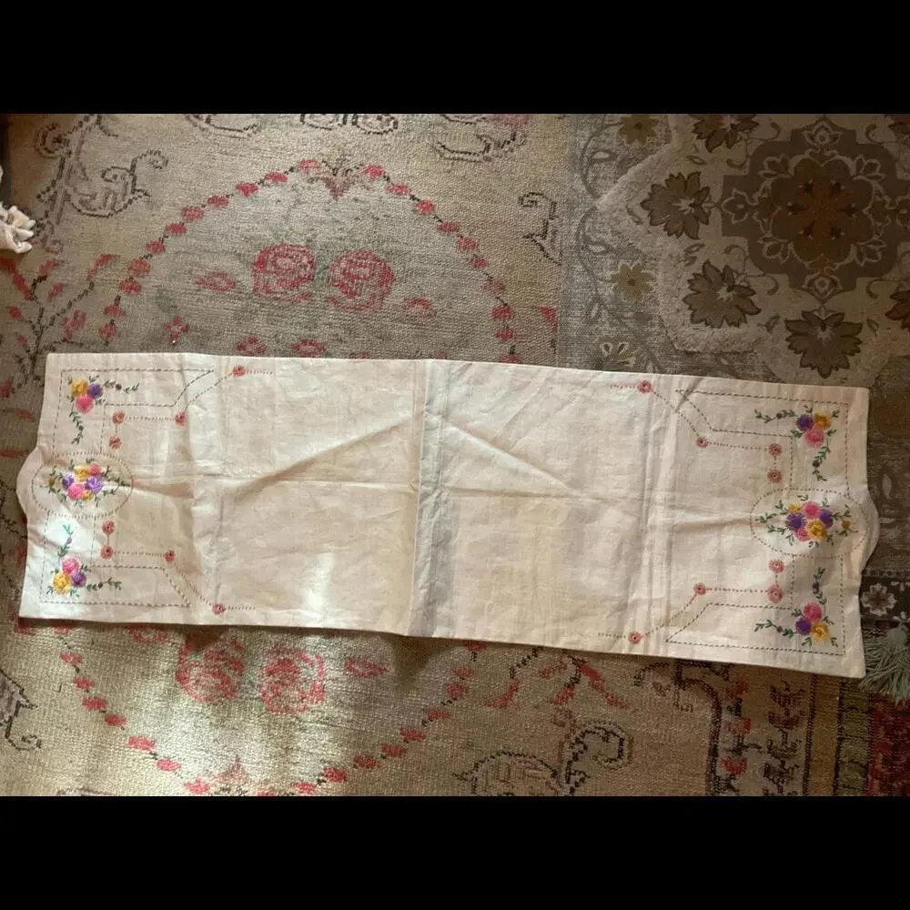 Vintage Hand-Embroidered Floral Table Runner